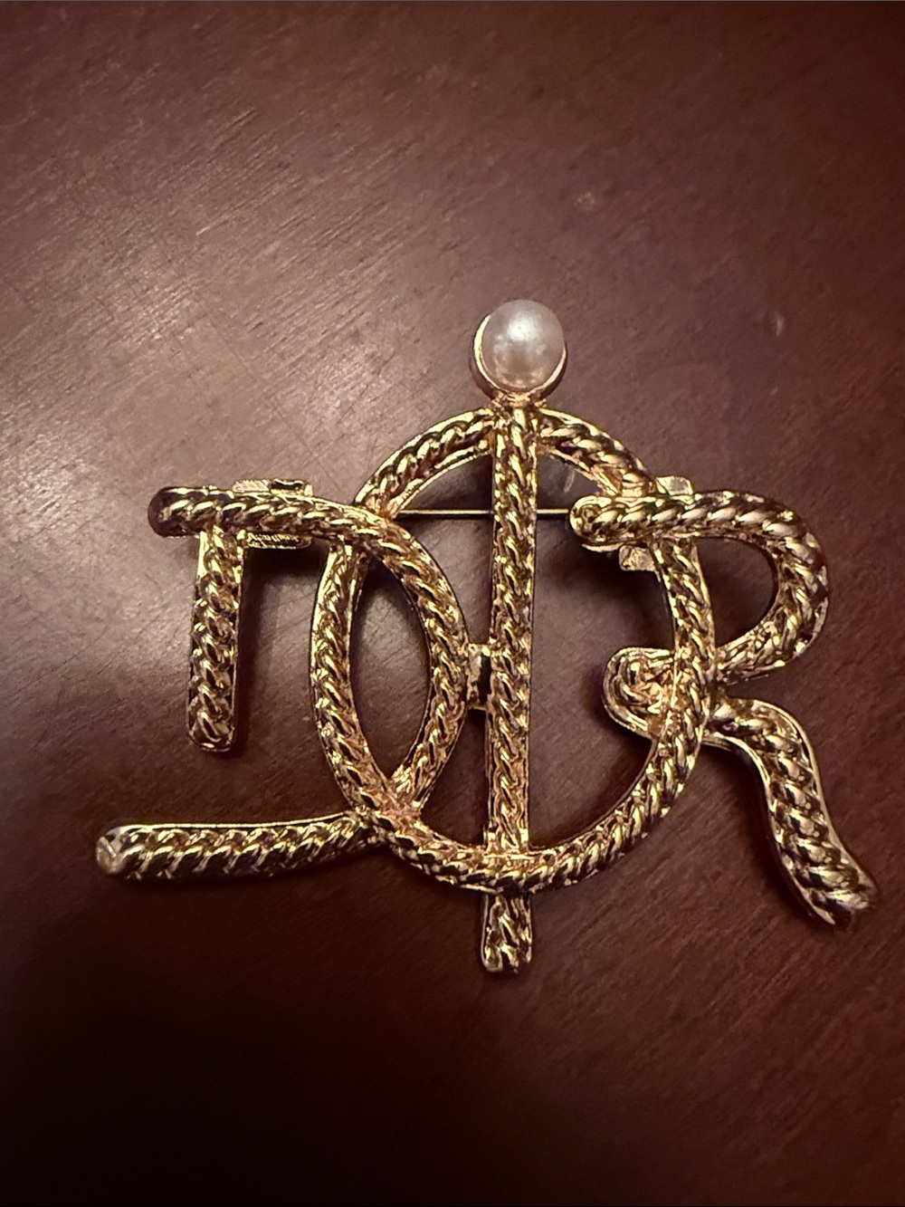 Genuine gold tone DIOR pearl shirt sweater Pin luxury western rope necklace